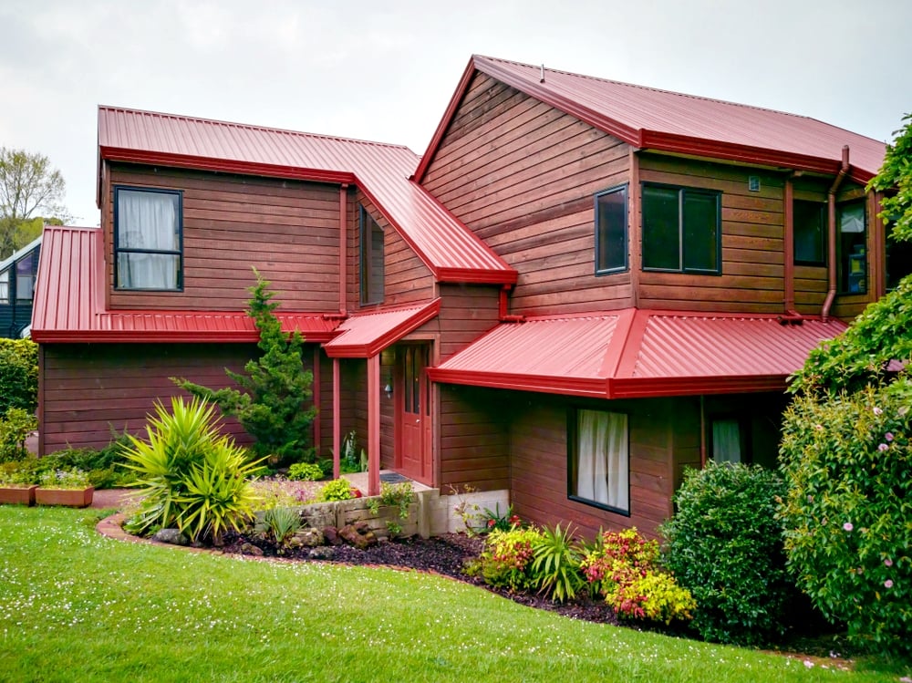 metal roofs cost vs shingle